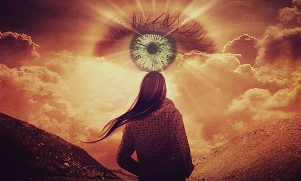 Signs You Were a Medium in a Past Life Signs You Were a Medium in a Past Life
